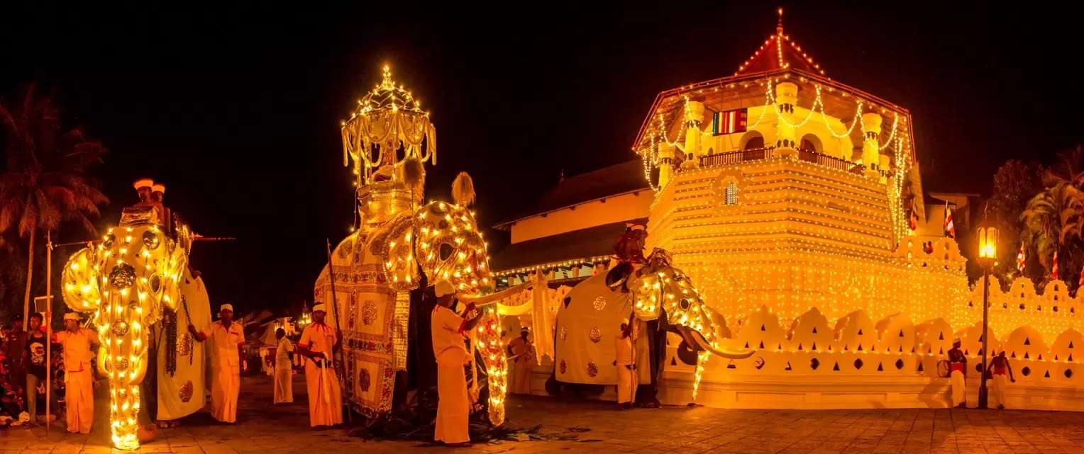 Temple of the Sacred Tooth Relic, Kandy